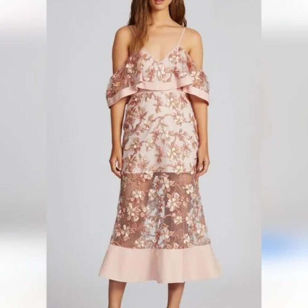 Like New Venus Floral Embroidered Champagne Dress w/Sheer Overlay Sz. 14